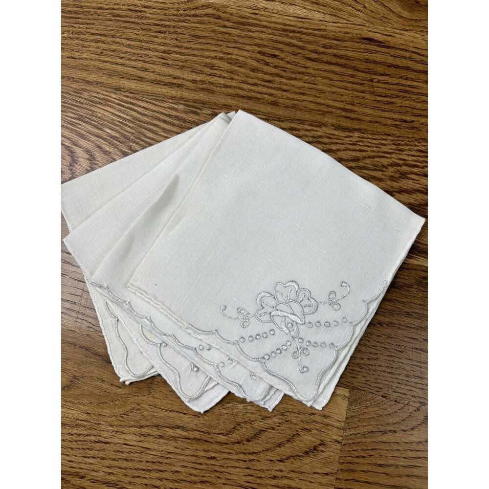 Vintage Table Napkins White Floral Stitched Embroidery Linen 10” Sq SET OF 4